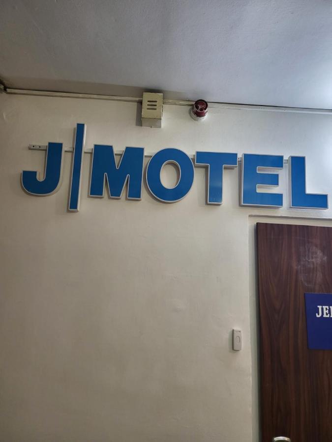 Jerusalem M Hotel Exterior photo